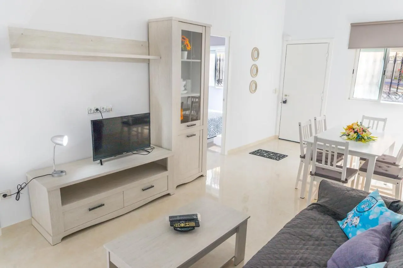 Casa Maestral - Patio Apartment Barbate